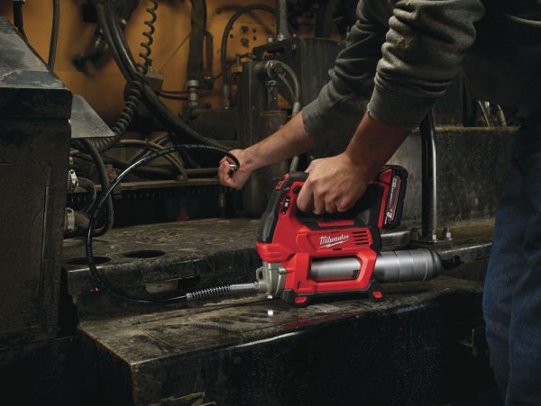 Milwaukee-M18GG-0-18V-Li-Ion-Cordless-2-Speed-Grease-Gun-2646-20-Buy-online-best-price-Dubai-UAE-Truequallity.ae